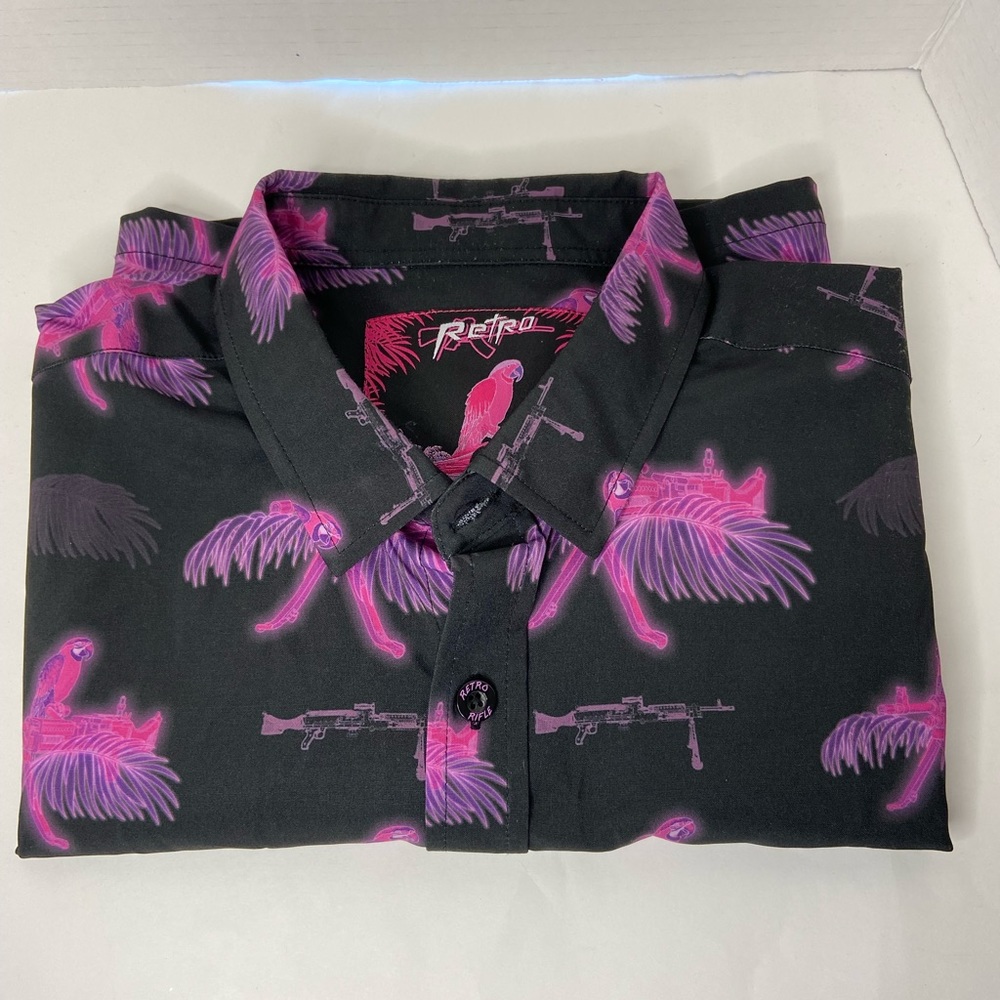 Retro Rifle Saws & Macaws Men’s Short Sleeve Button Down Shirt - Size Large